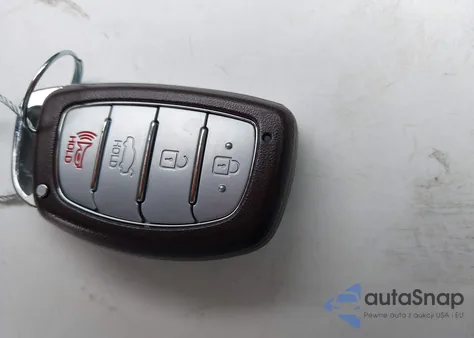 2016 Hyundai Sonata Hybrid Limited z USA, uszkodzony, nr VIN KMHE34L17GA010307